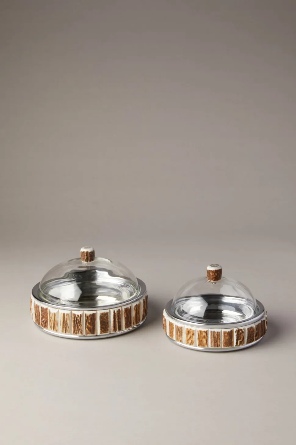 Aperitif bowl in stag antler