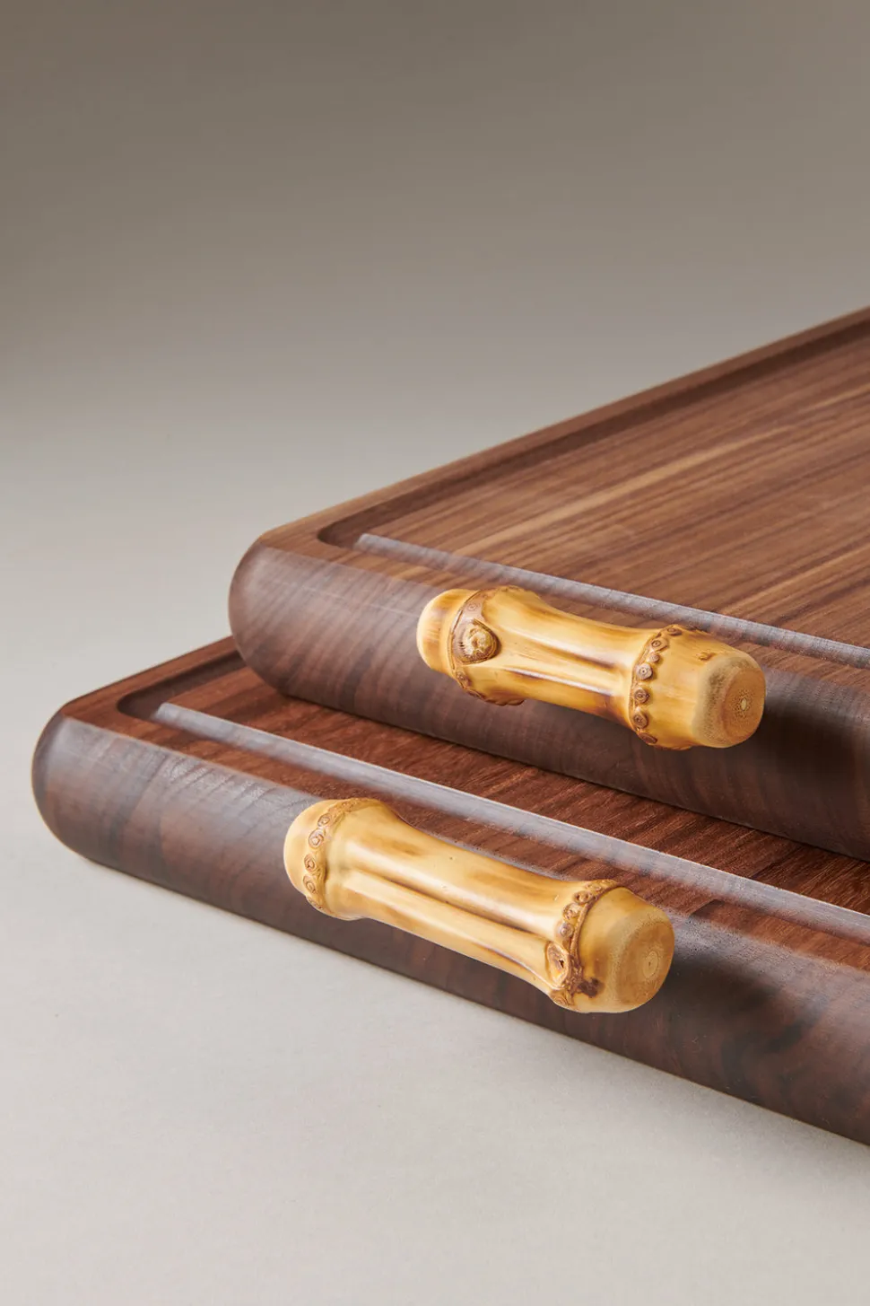 Bamboo root Cutting board with handles