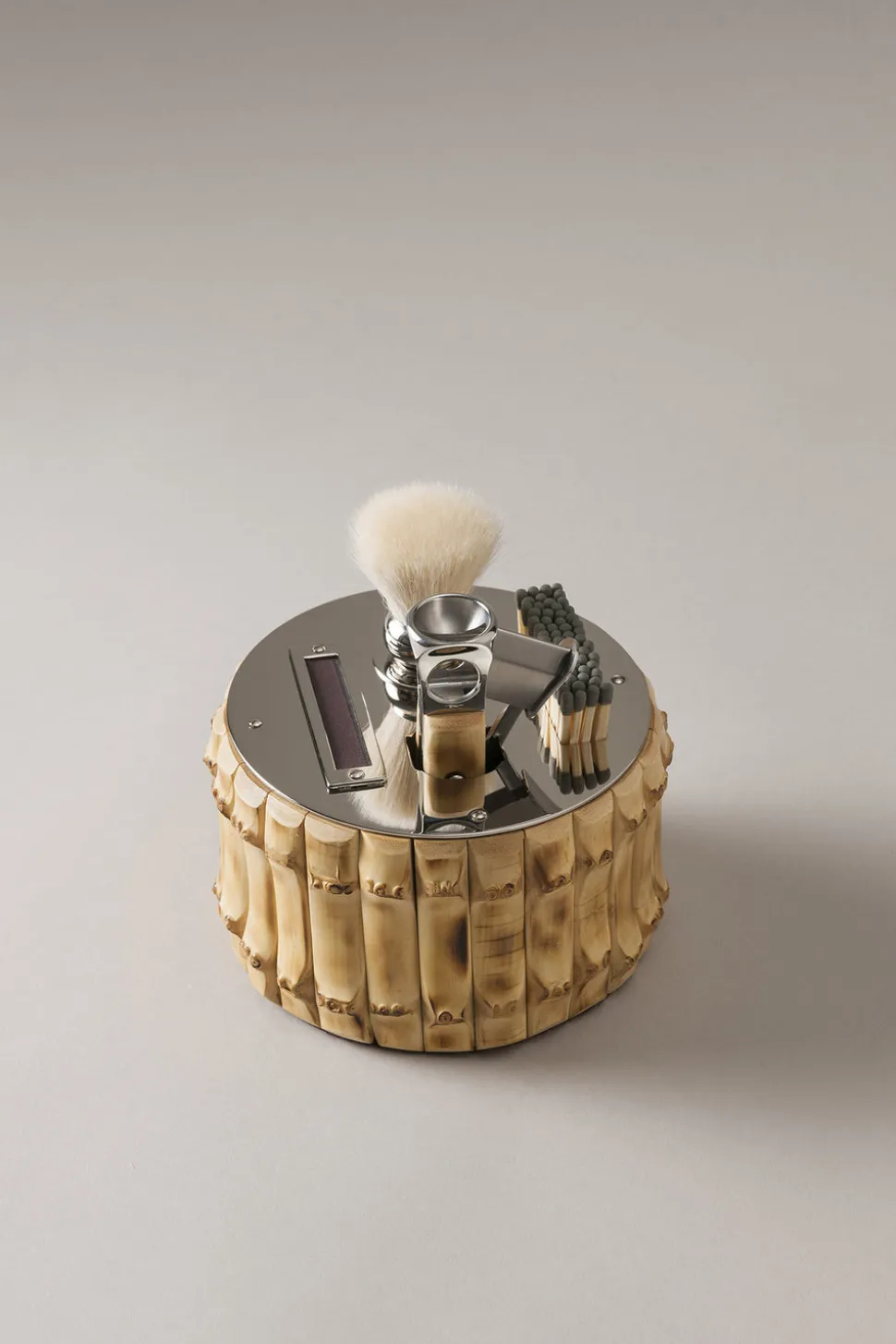 Bamboo root Cylindrical cigar set with V cutter
