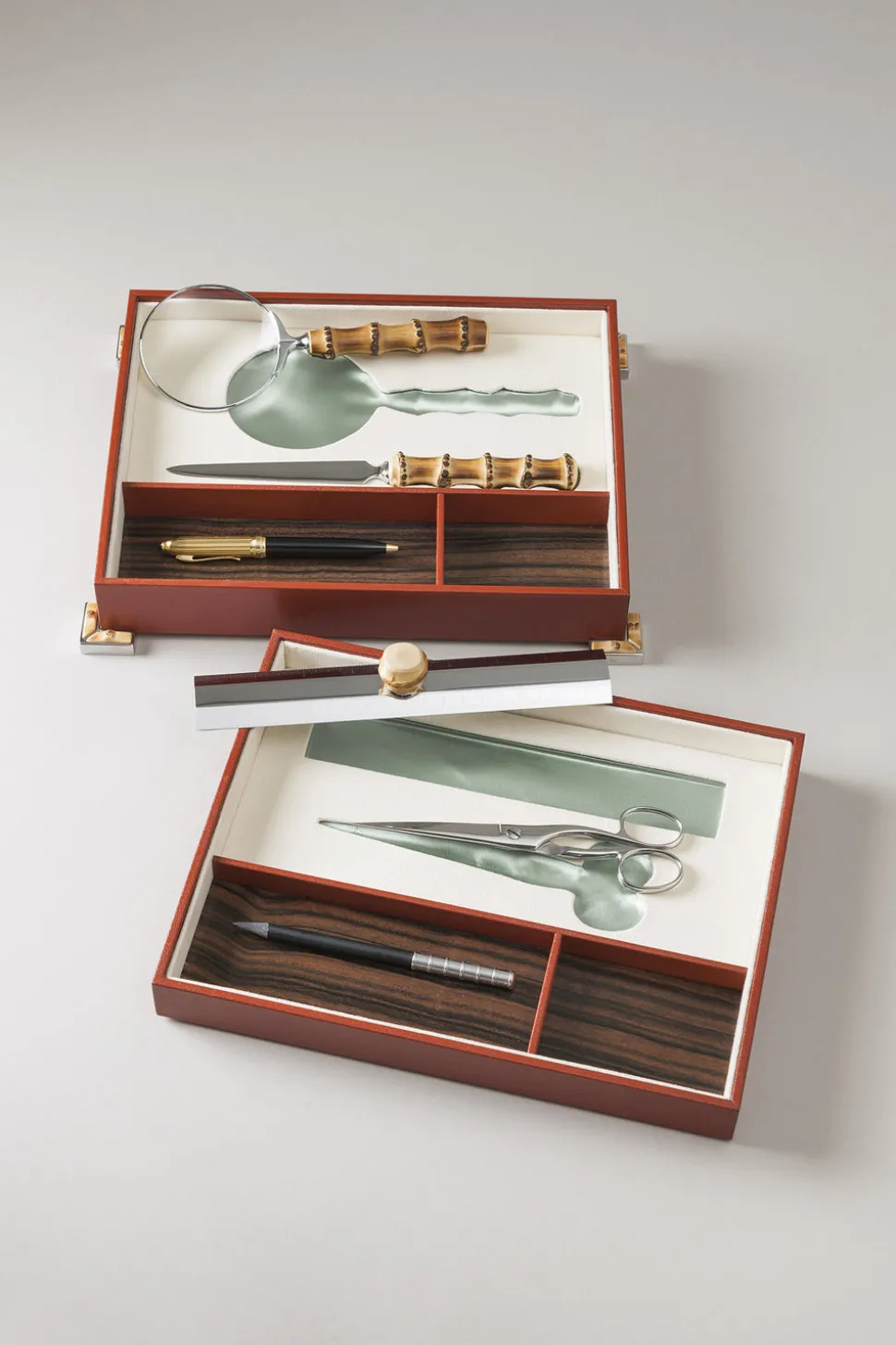 Bamboo root Desk set