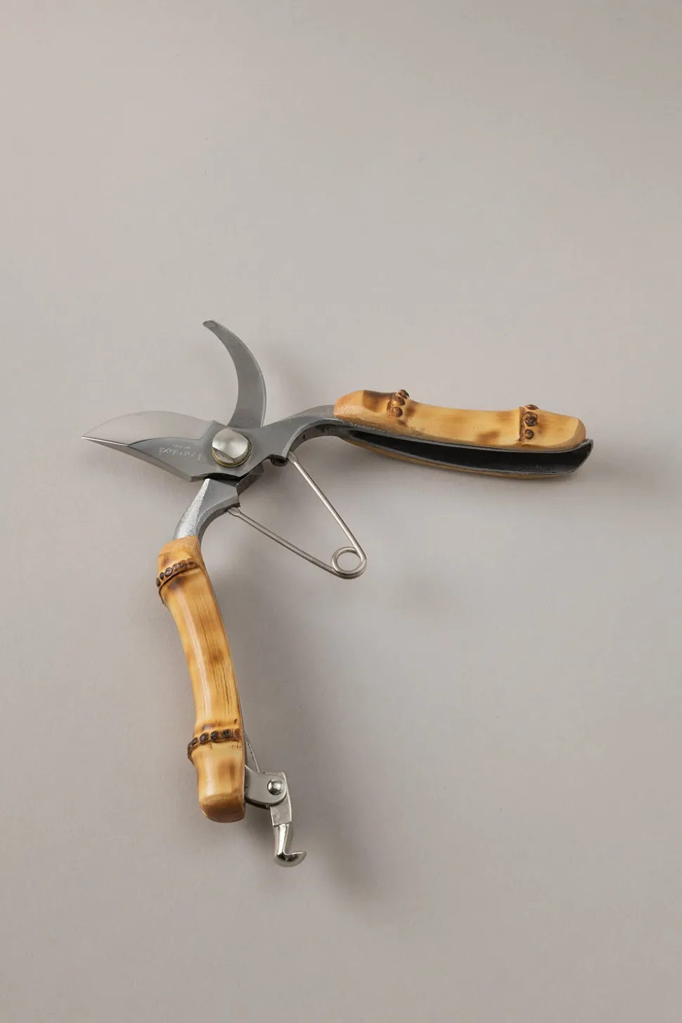 Bamboo root Garden secateur