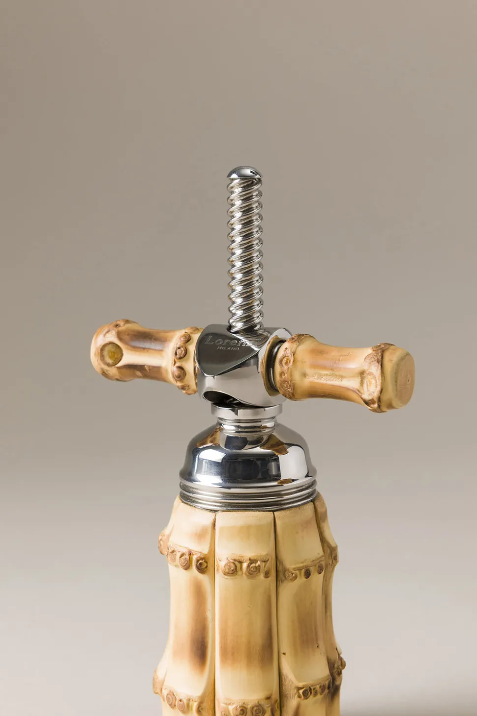Bamboo root Mechanical corkscrew