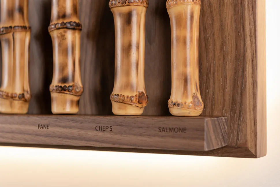 Bamboo root Medium wall-mounted knives set