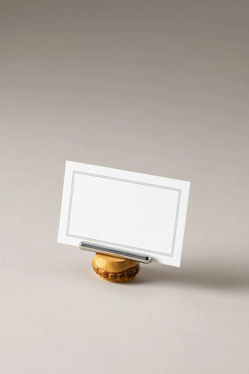 Bamboo root Place card holder