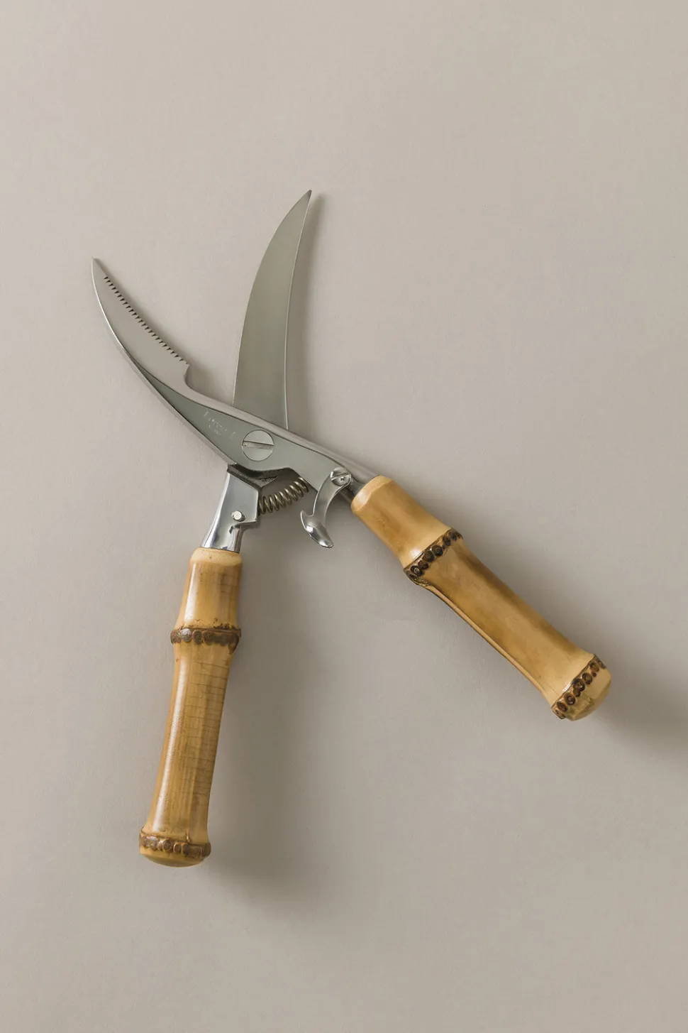 Bamboo root Poultry shears