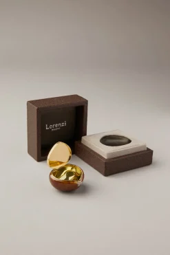 Enamel Chestnut pill box
