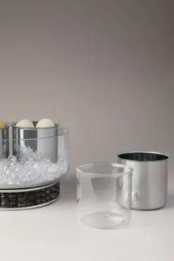 Ice cream server in oryx