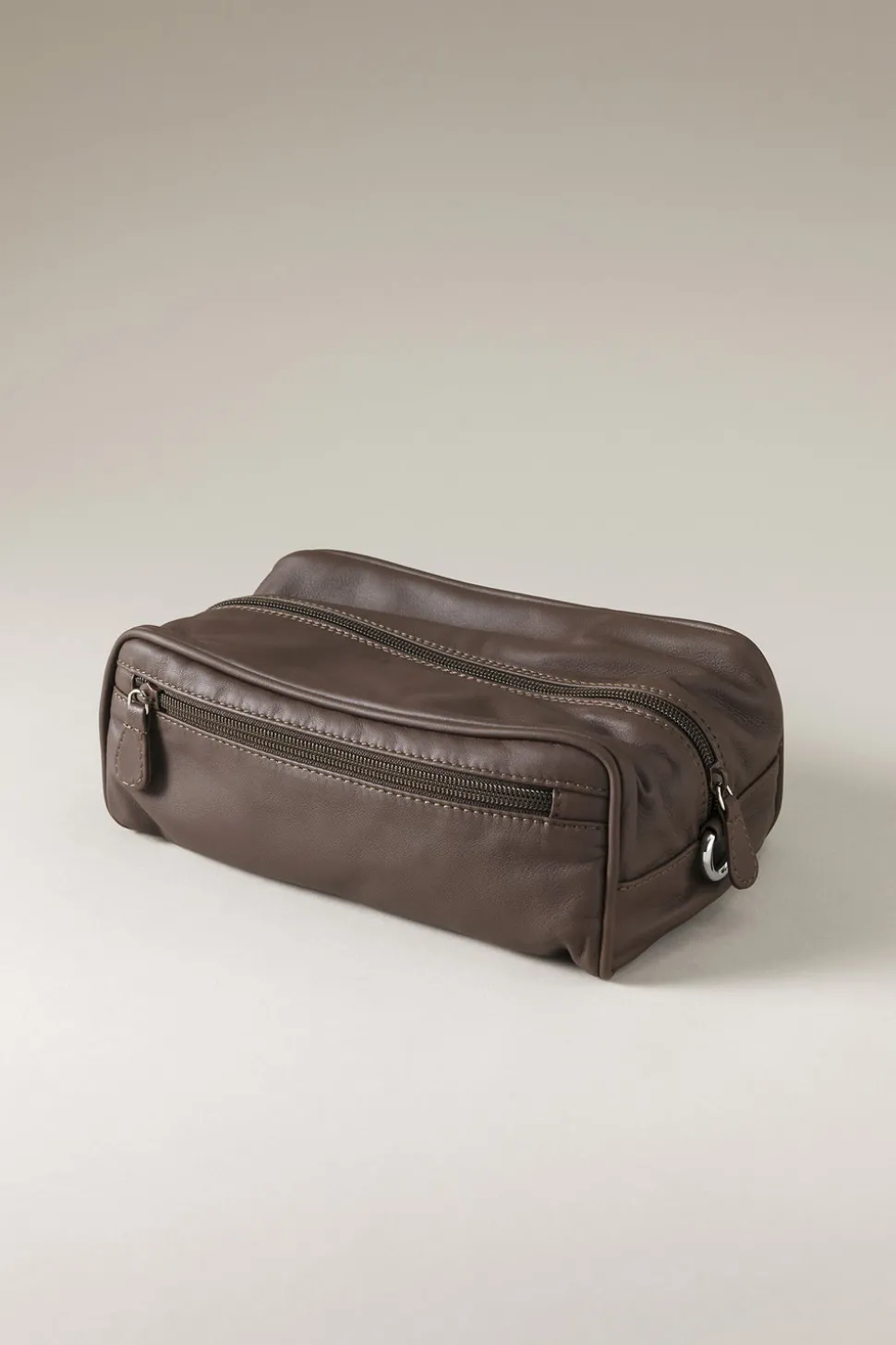 Lambskin Midsize wash bag