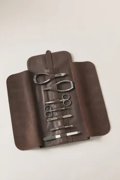 Lambskin Roll on manicure set