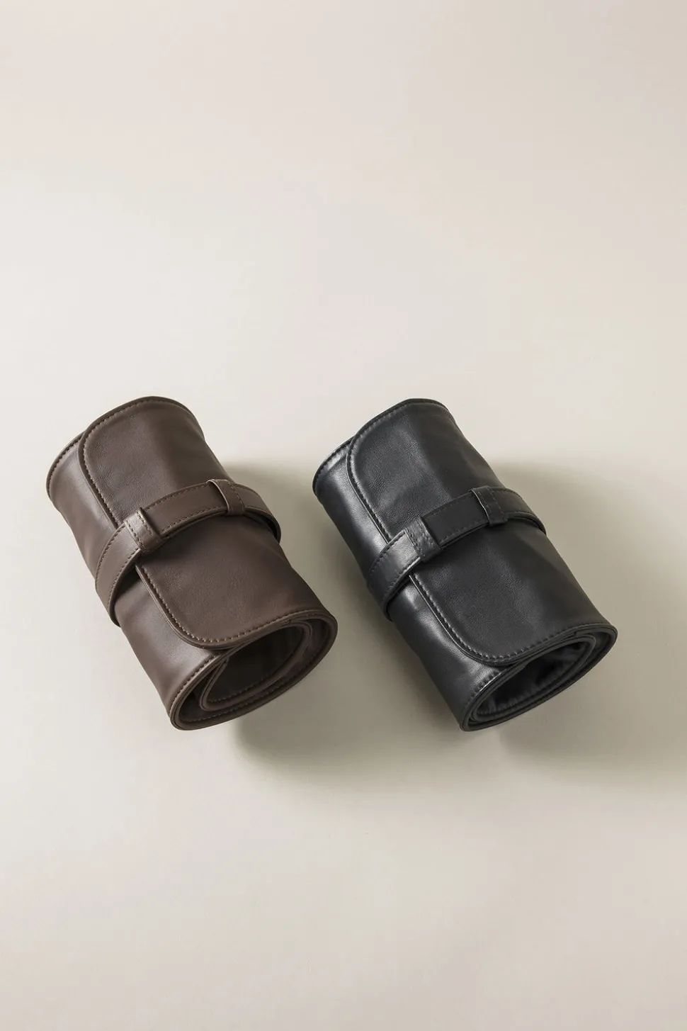 Lambskin Roll on manicure set