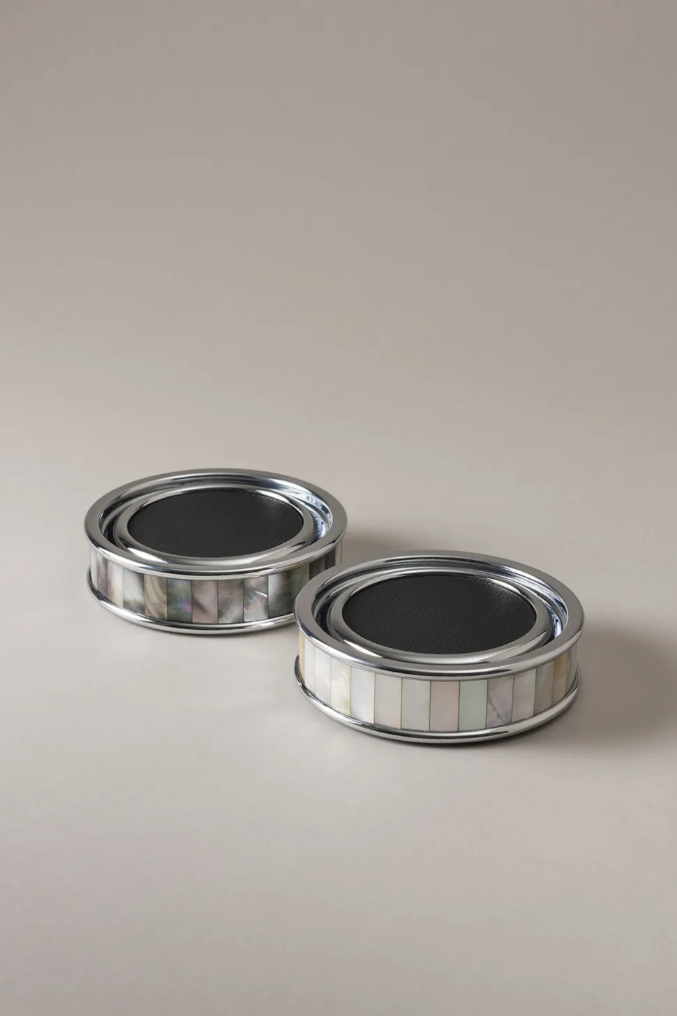 Mother of pearl Coaster set
