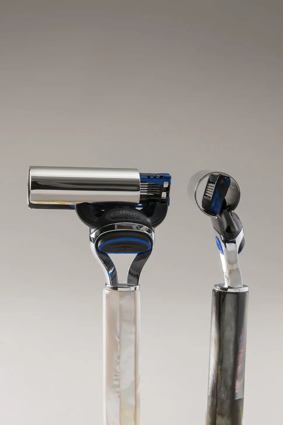 Mother of pearl Fusion razor in mother of pearl