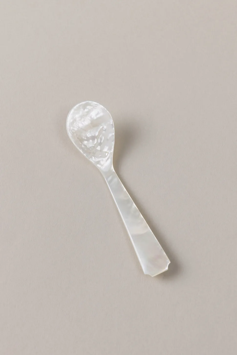 Mother of pearl Large serving caviar spoon