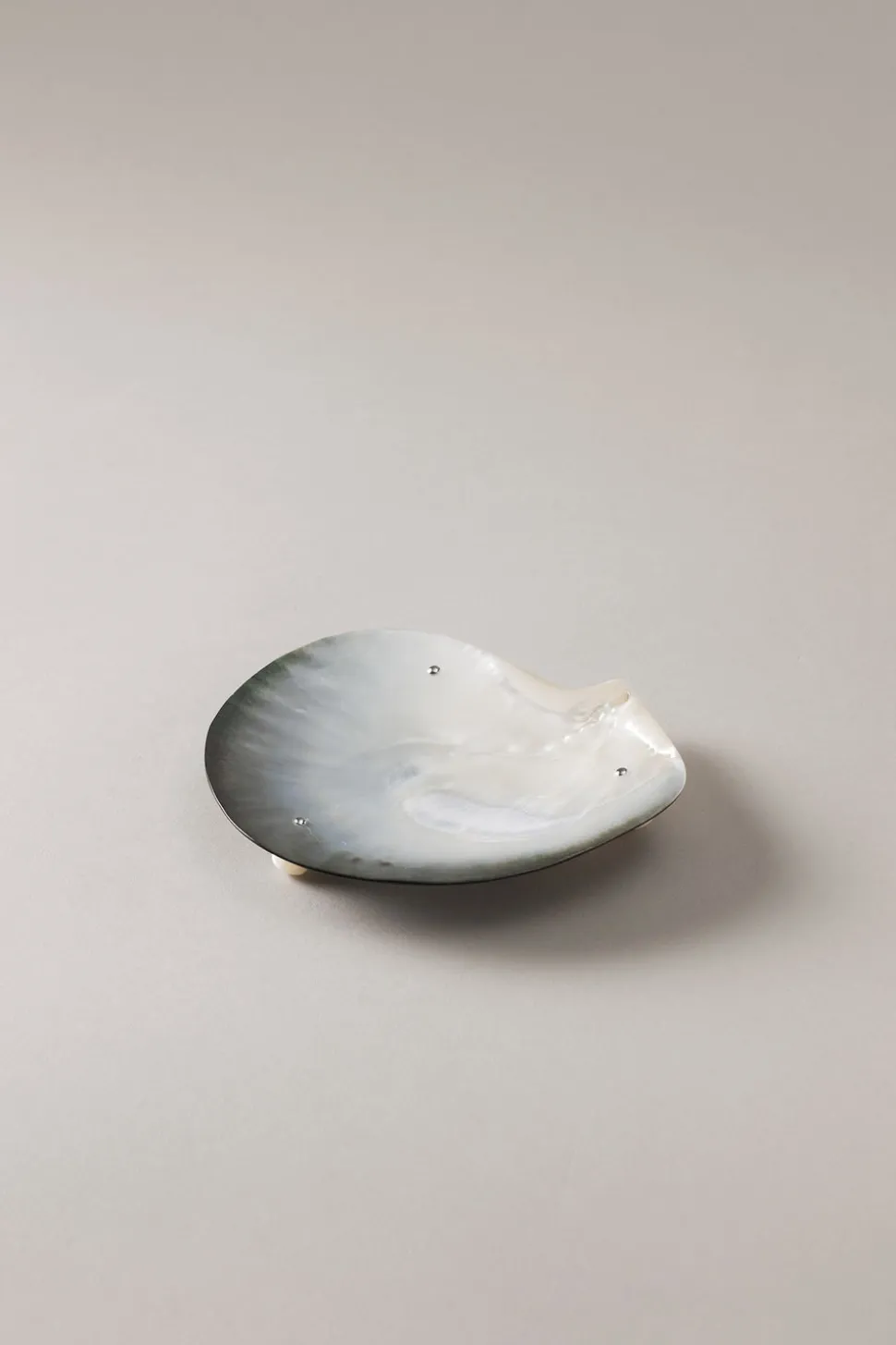Mother of pearl Small individual caviar dish
