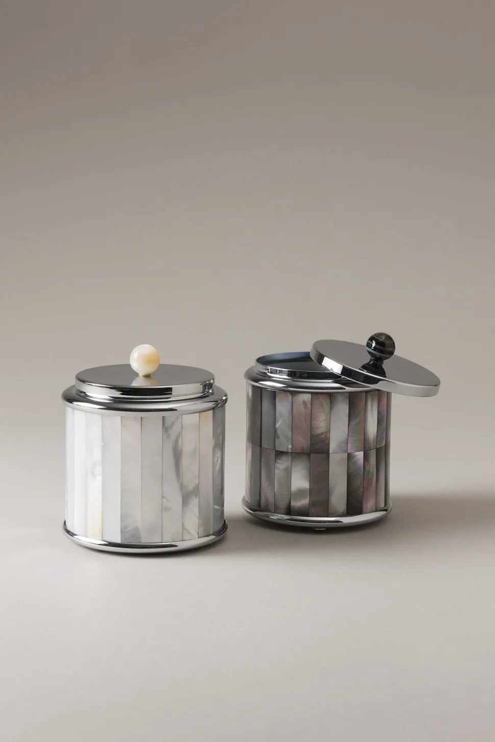 Mother of pearl Toilet ear picks jar