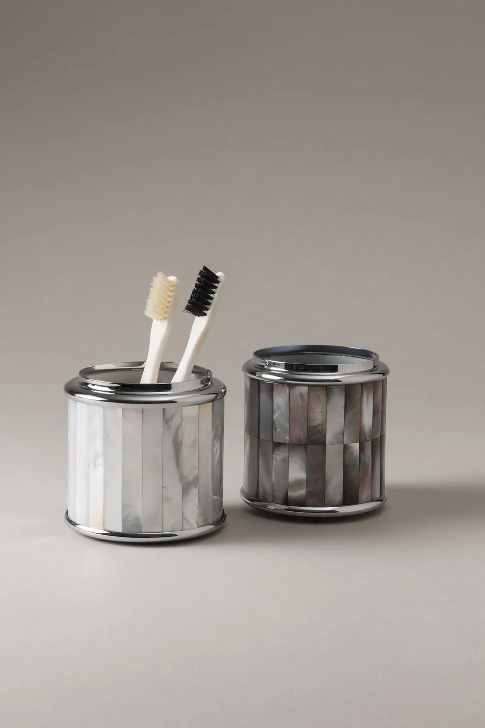 Mother of pearl Toilet toothbrush pot