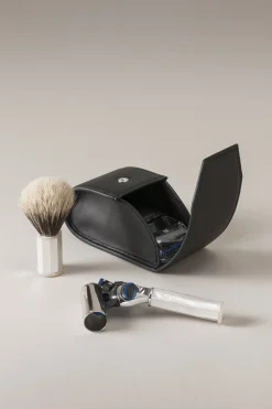 Mother of pearl Travelling shaving set