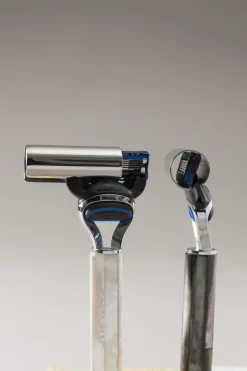 Mother of pearl Travelling shaving set