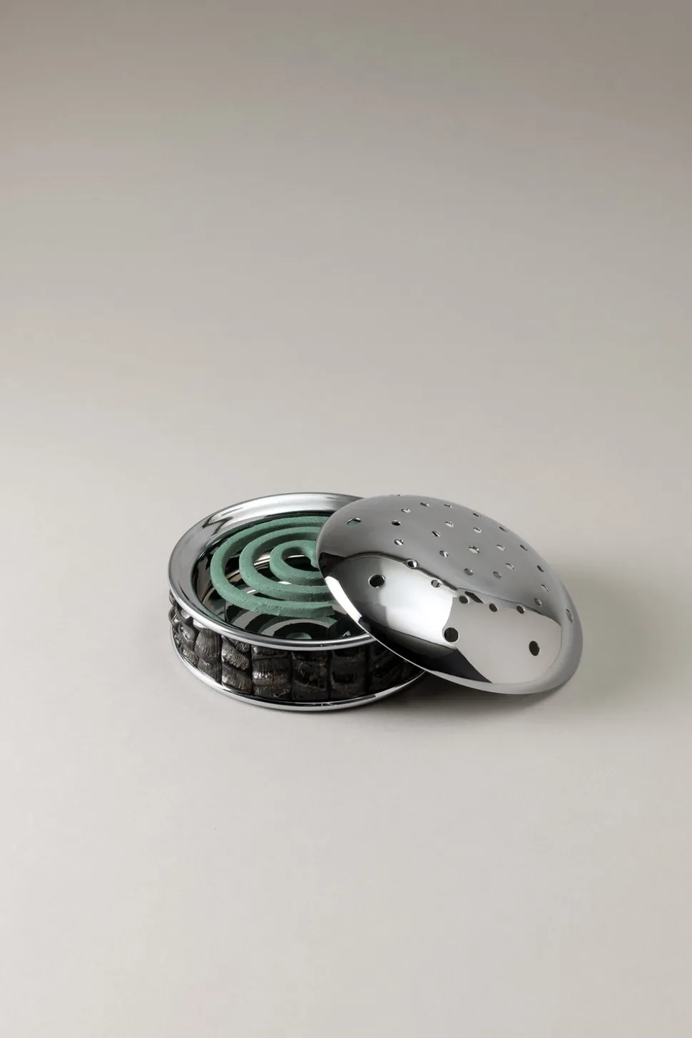 Oryx Fumigator holder for mosquitos