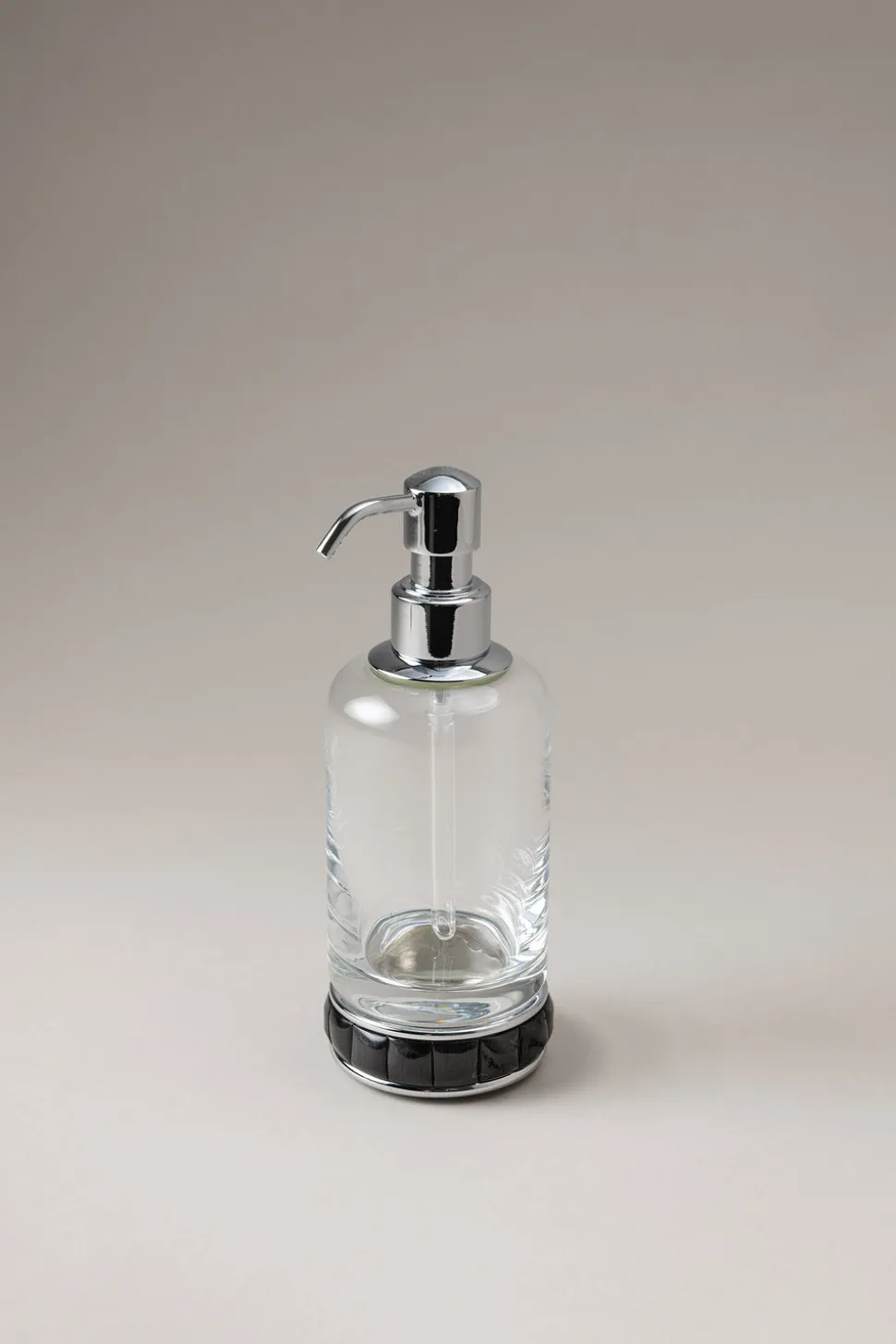 Oryx Glass soap dispenser with natural material base