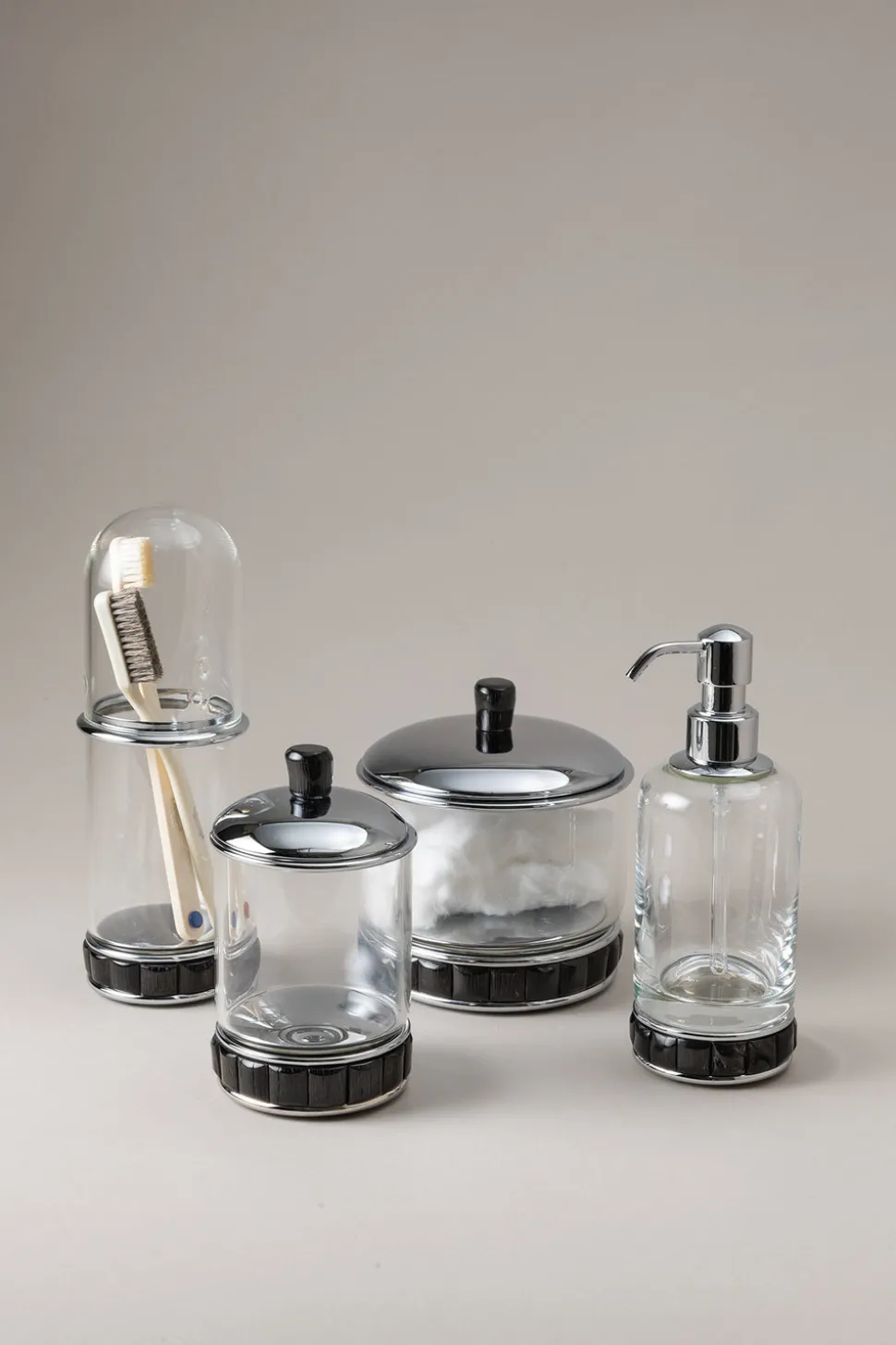 Oryx Glass soap dispenser with natural material base