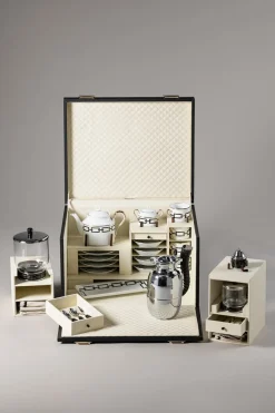 Oryx Tea trunk