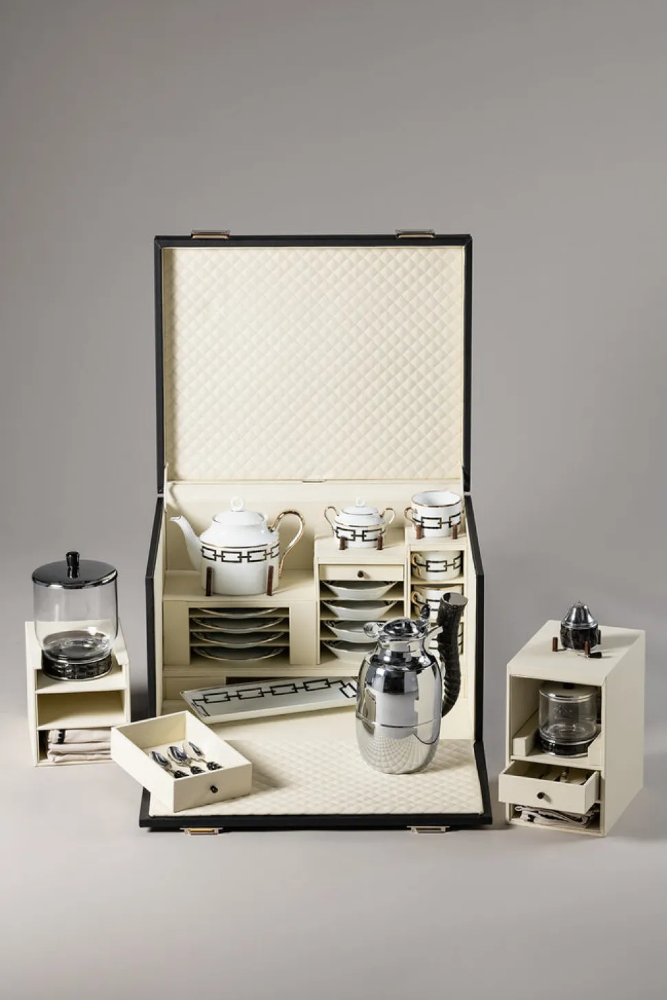 Oryx Tea trunk
