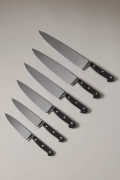 Polyoxymethylene Chef's knives