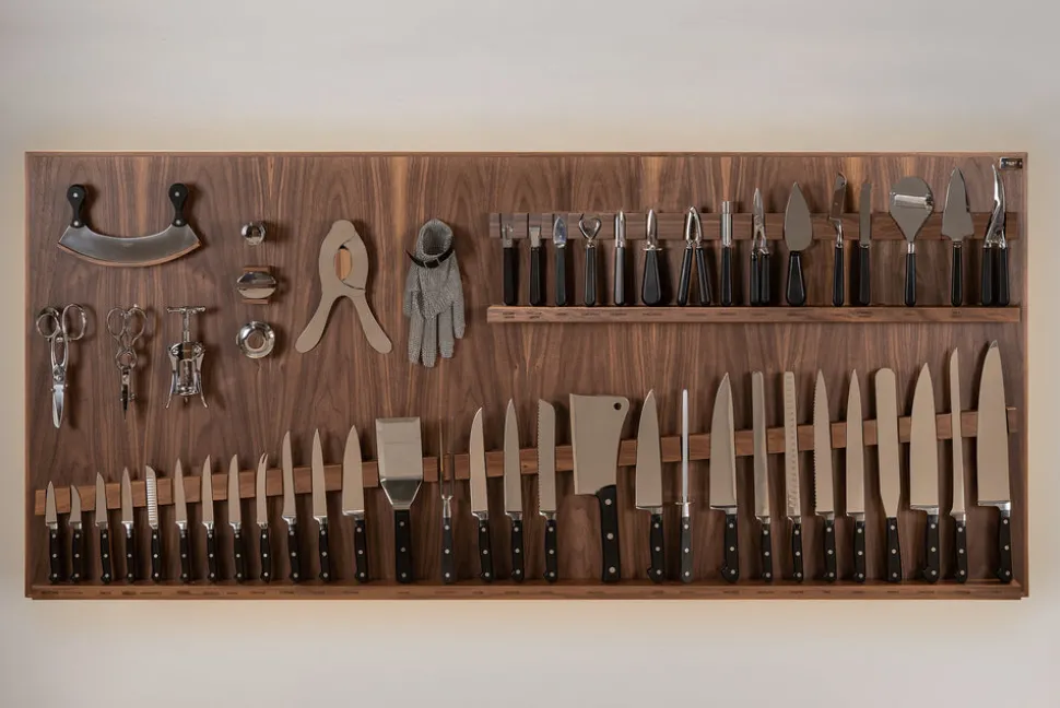Polyoxymethylene Giant wall-mounted knives set