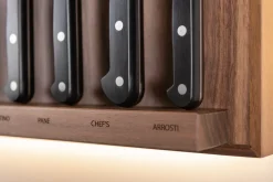 Polyoxymethylene Large wall-mounted knives set