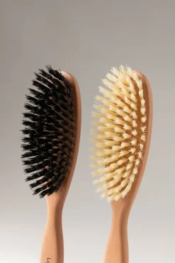 Pyrus Hair brush