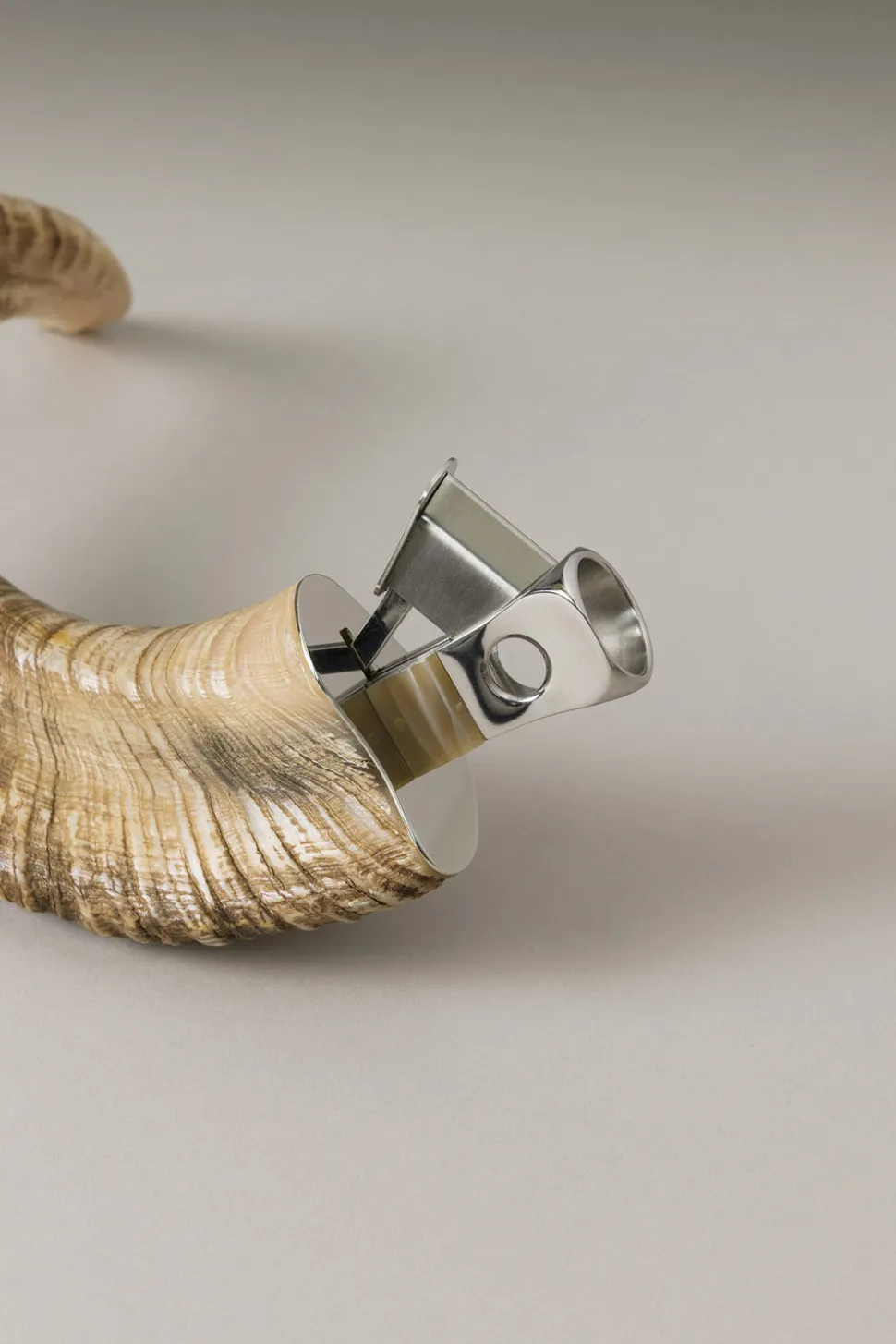Ram Merino Desk cigar V cutter