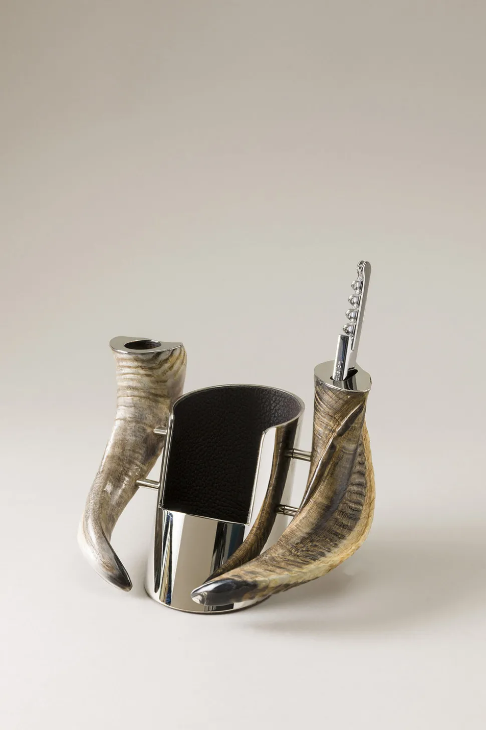 Ram Merino Wine bottle rest with handles