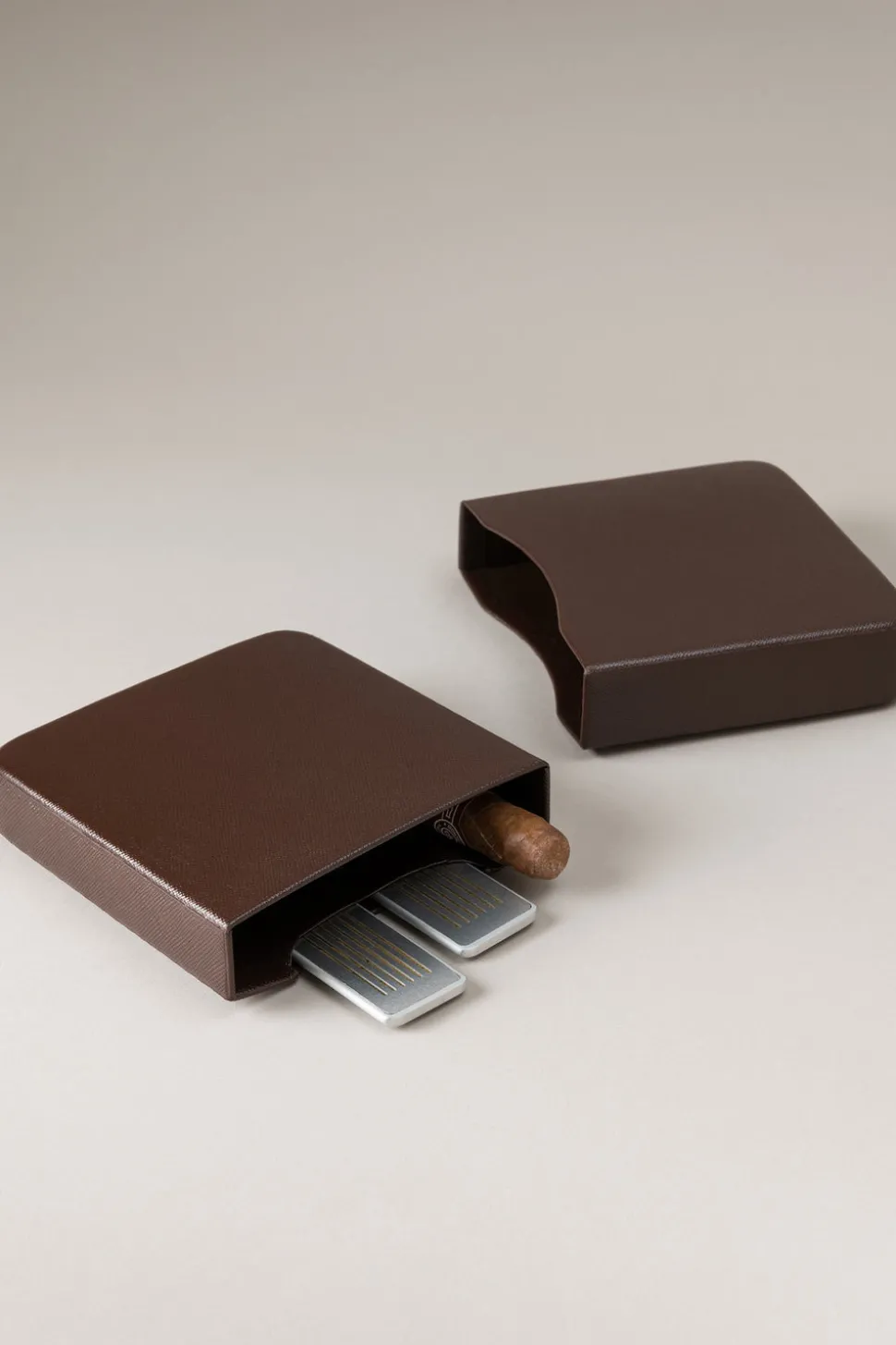 Saffiano style leather Five 'Robusto' cigar case