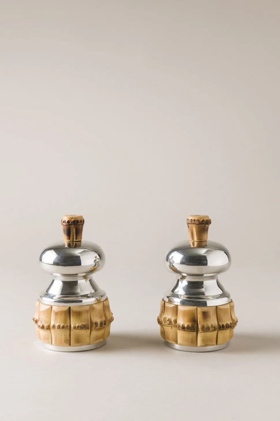 Small bamboo root table pepper and salt mill