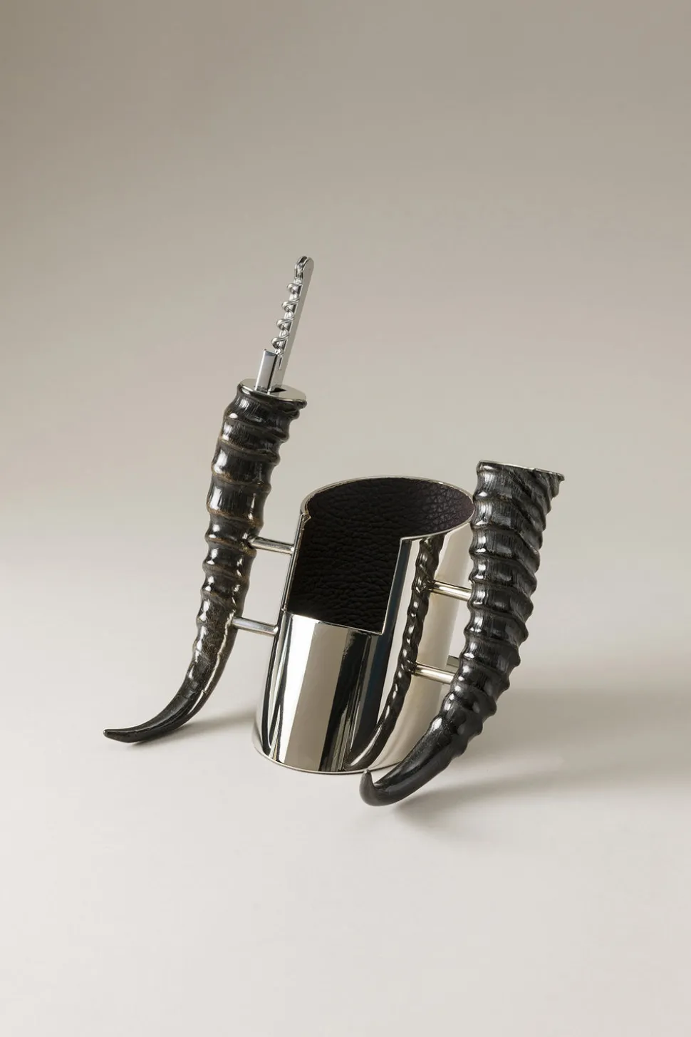 Springbok Wine bottle rest with handles