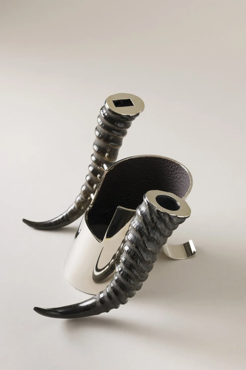 Springbok Wine bottle rest with handles