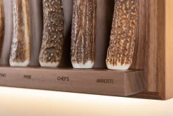 Stag antler Medium wall-mounted knives set