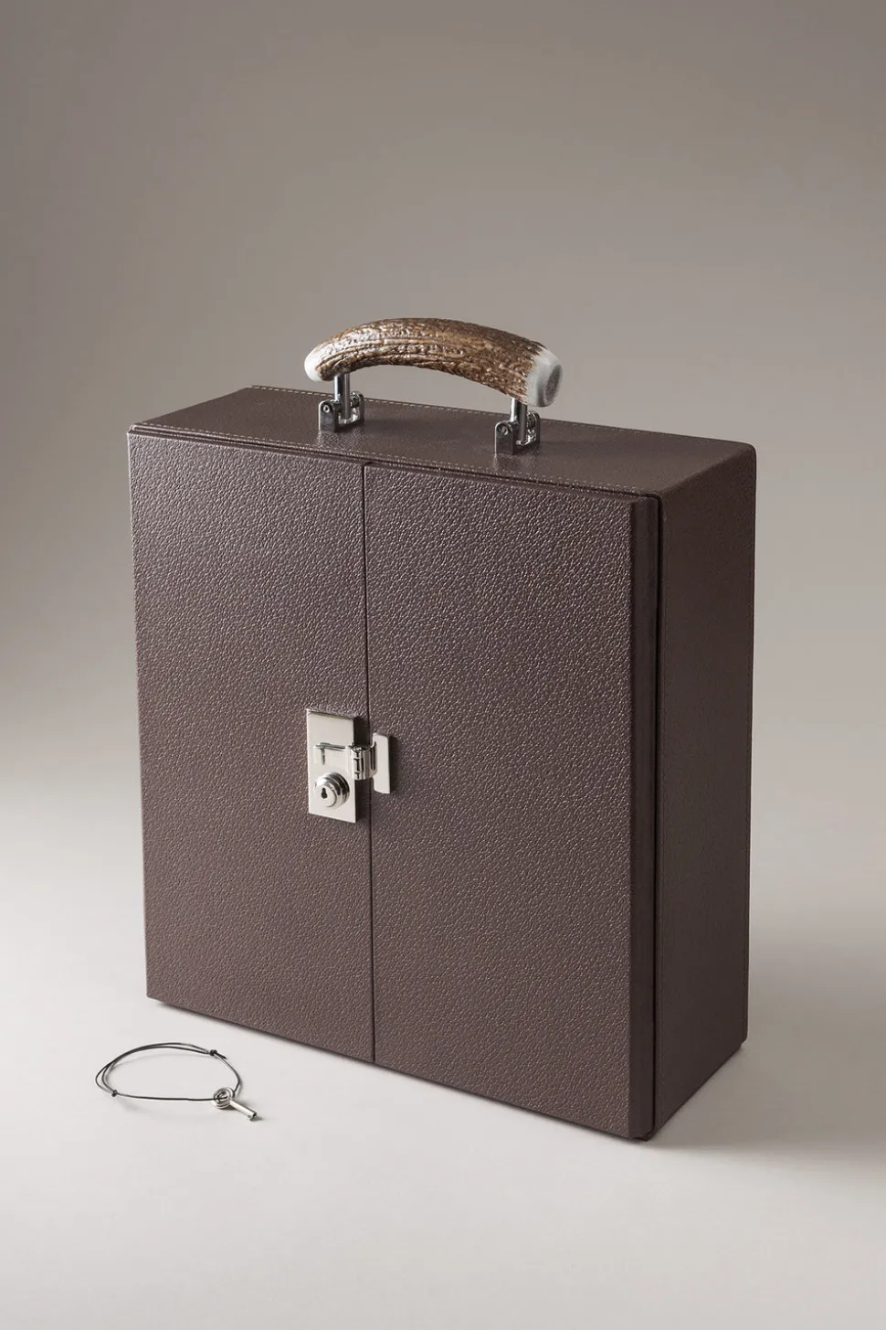 Stag antler Wine small travelling box stag handle