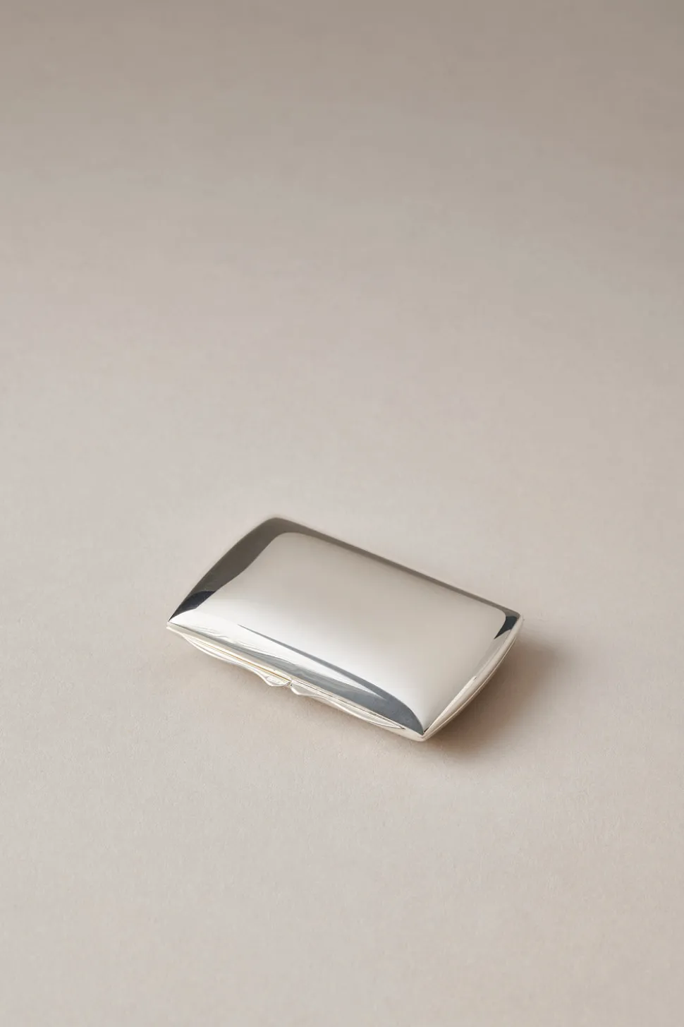 Sterling silver Pill box with cutter
