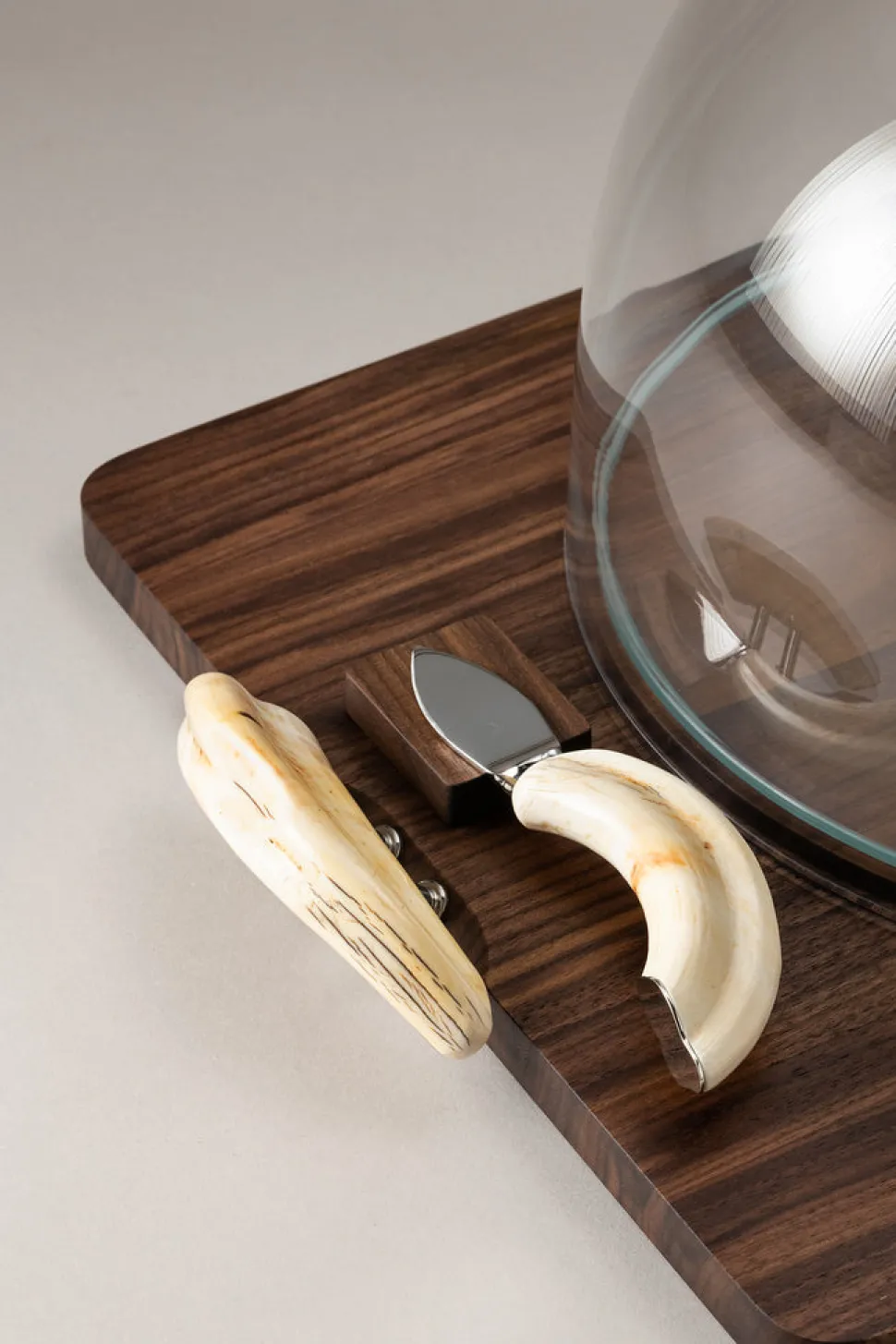 Warthog Cheese serving board with glassdome