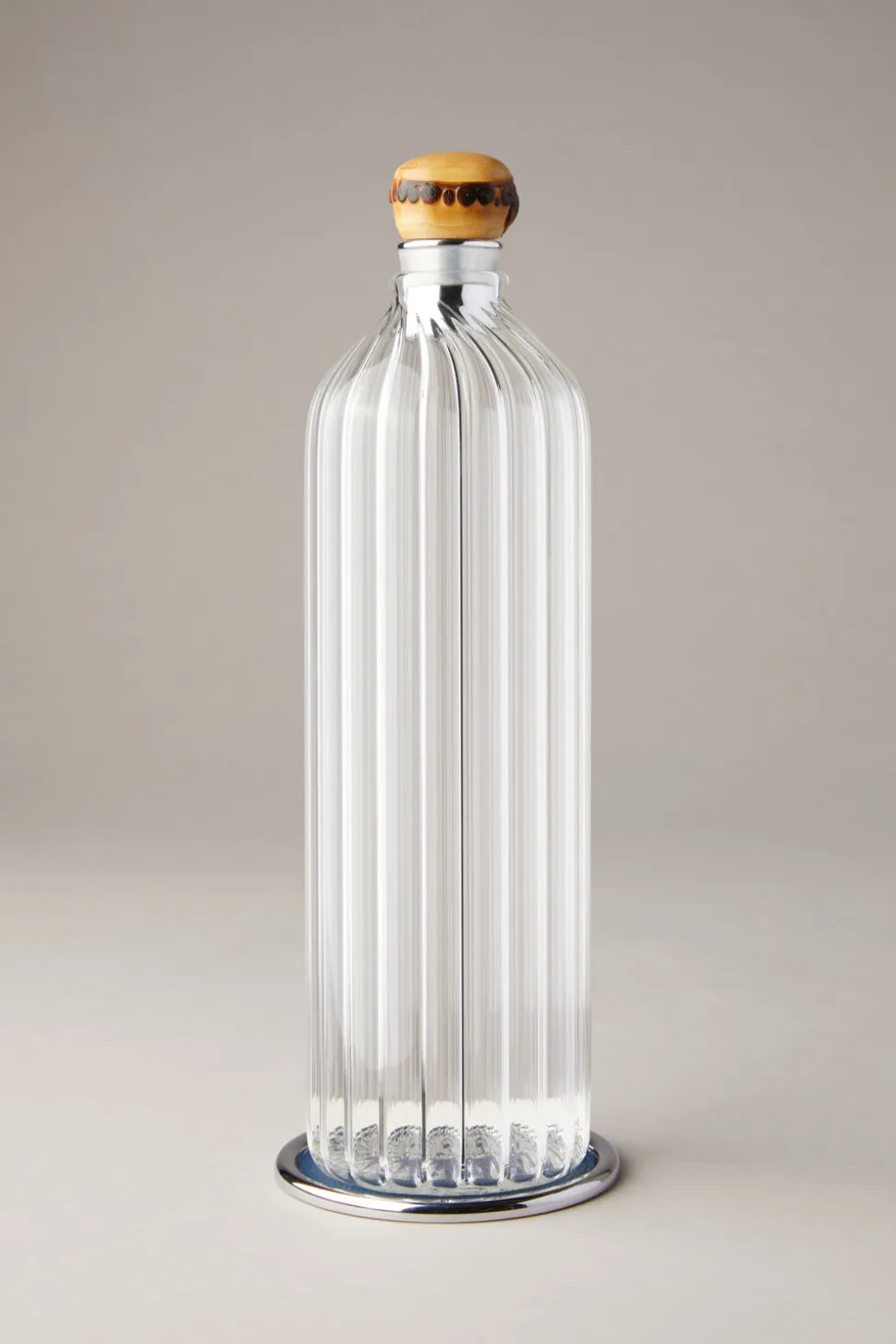 Water bottle with coaster and cap in bamboo