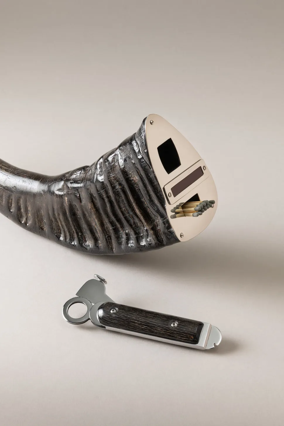 Water buffalo Desk guillotine cigar set