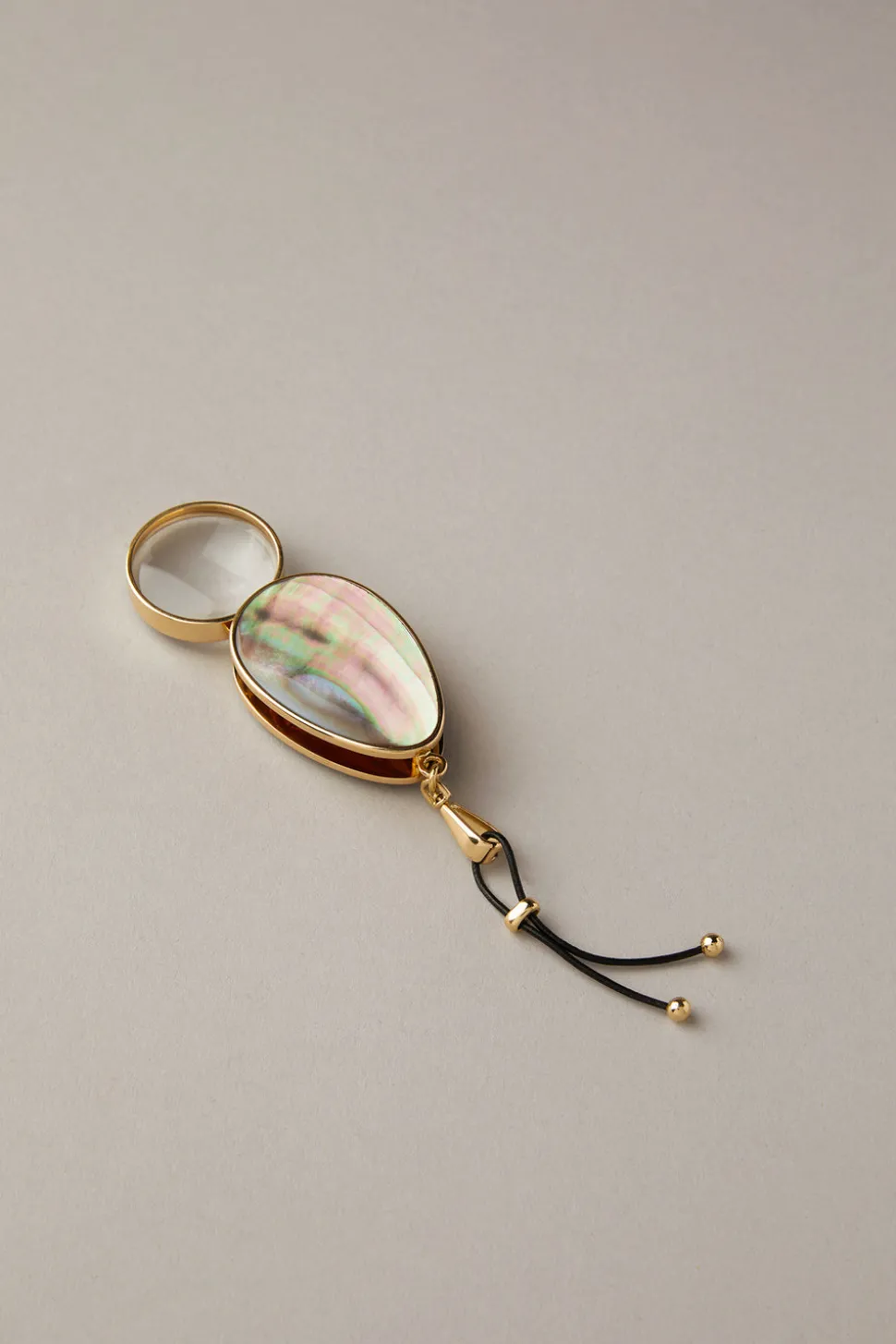 White mother of pearl Pocket magnifying glass