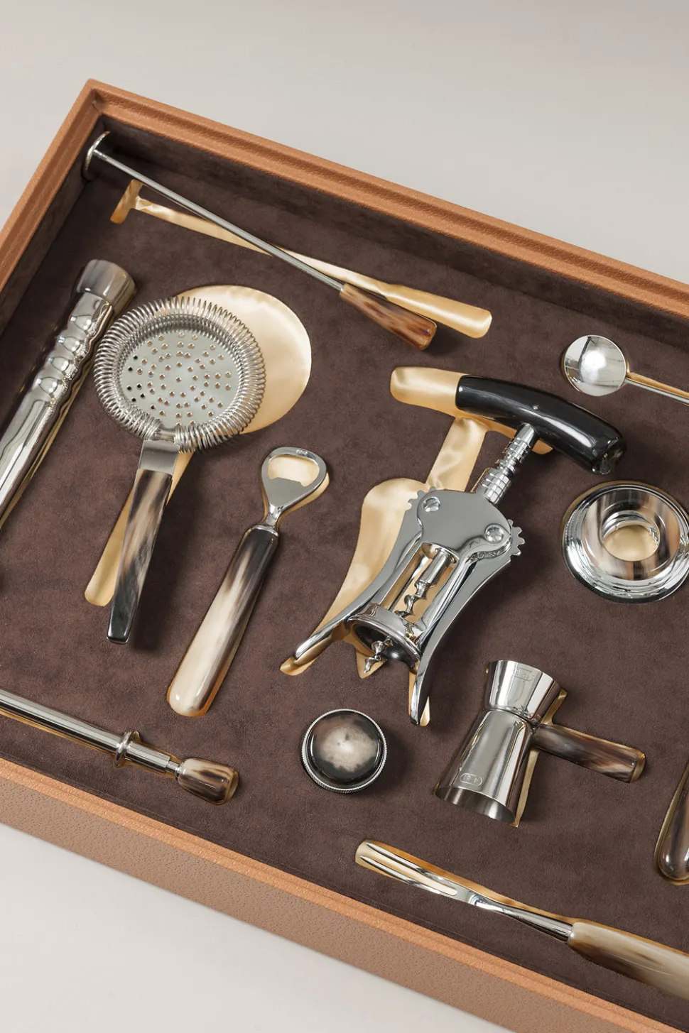 Zebu Bar set
