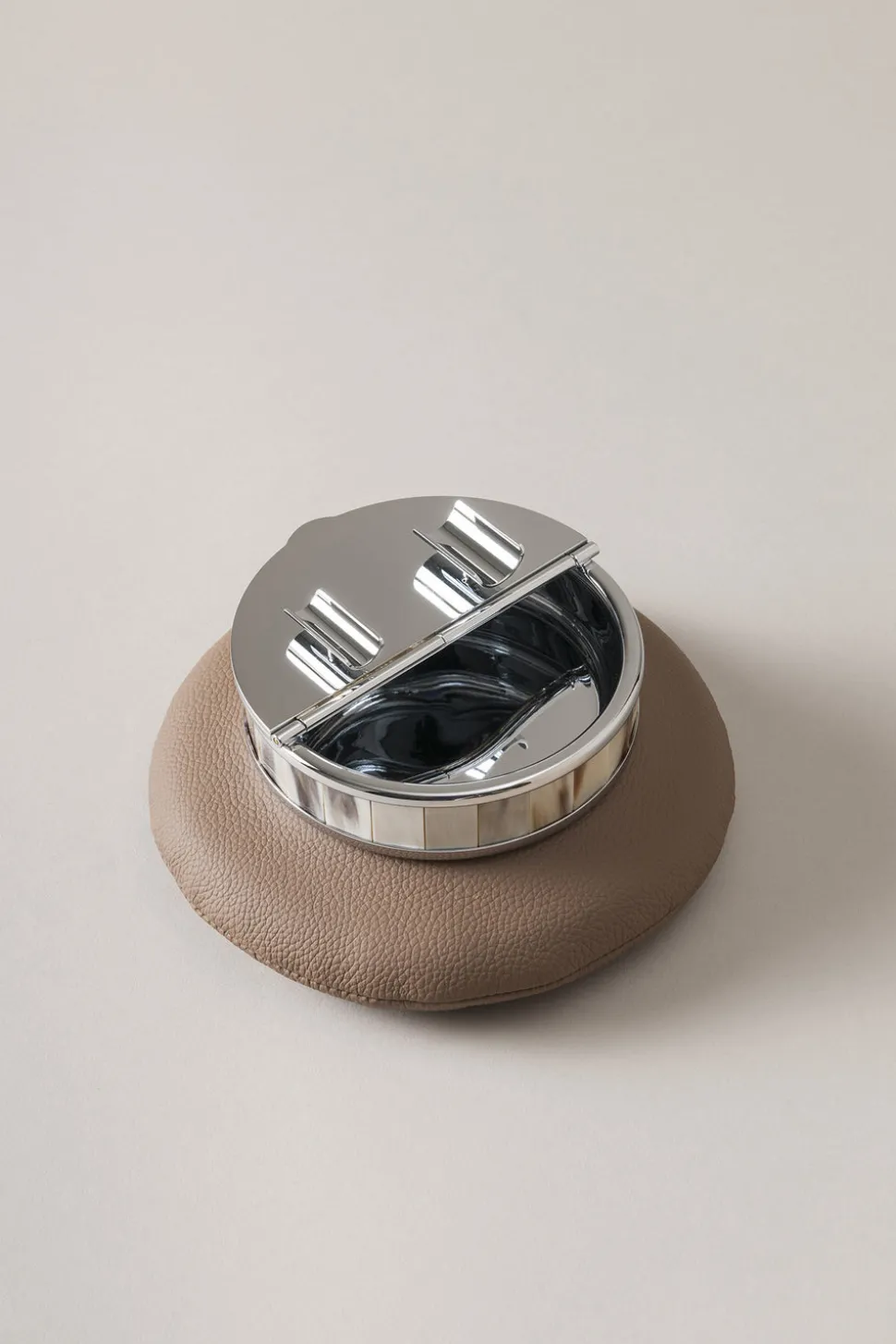 Zebu Boat ashtray