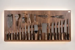 Zebu Large wall-mounted knives set