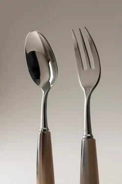 Zebu Table serving set