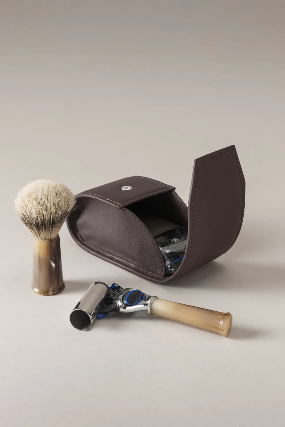 Zebu Travelling shaving set